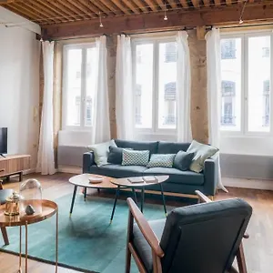 Apartment Spacieux Au Coeur De Ail